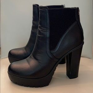 Black Heeled Boots
